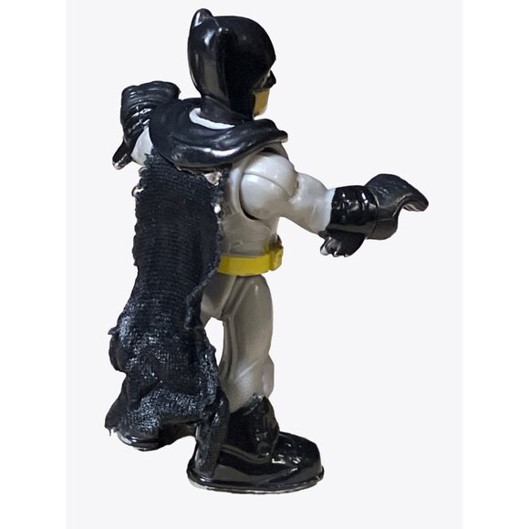 Fisher-Price Imaginext DC Super Friends Batman w/ Bat Cycle Motorcycle - Picture 3 of 9